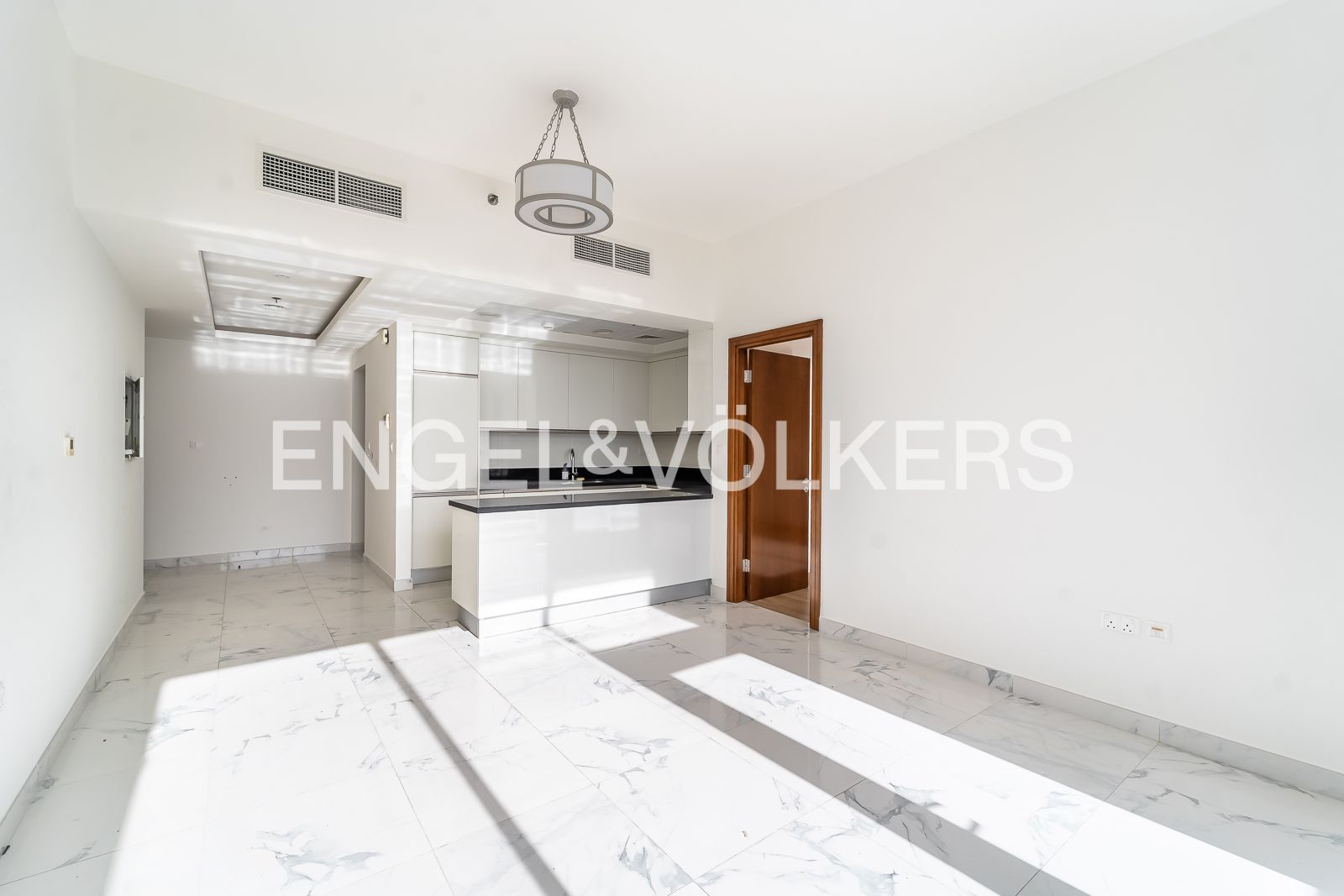 Unfurnished | Pool and Meydan View | Vacant