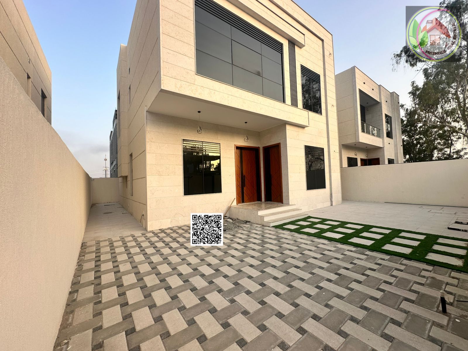 Seize the opportunity and own your dream home! Villa for sale, finished to a super deluxe standard, at an attractive price including registration and ownership.