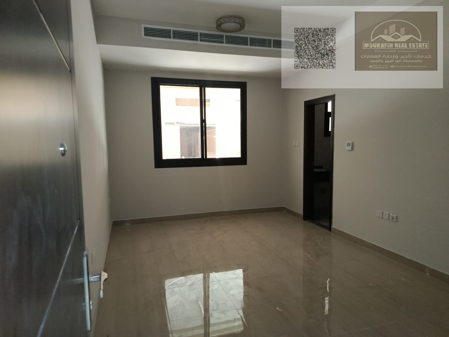 First-occupancy apartment in a quiet and practical layout