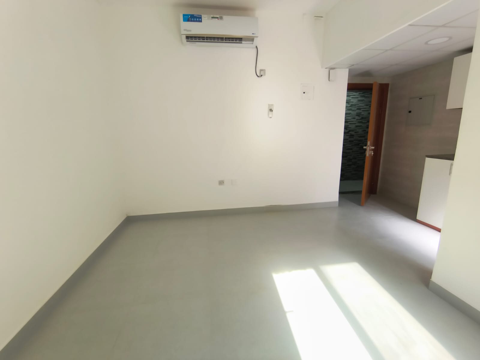 BRAND NEW BUILDING//Full RENOVATED// STUDIO FOR FAMILY//CAL TO ALI ?