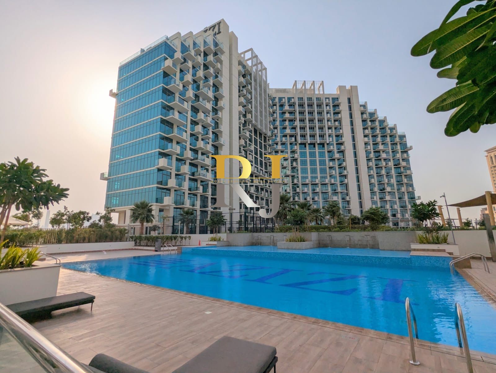 Title: Luxurious 2-Bedroom Creek View Apartment | High Floor | Azizi Fawad, Al Jaddaf