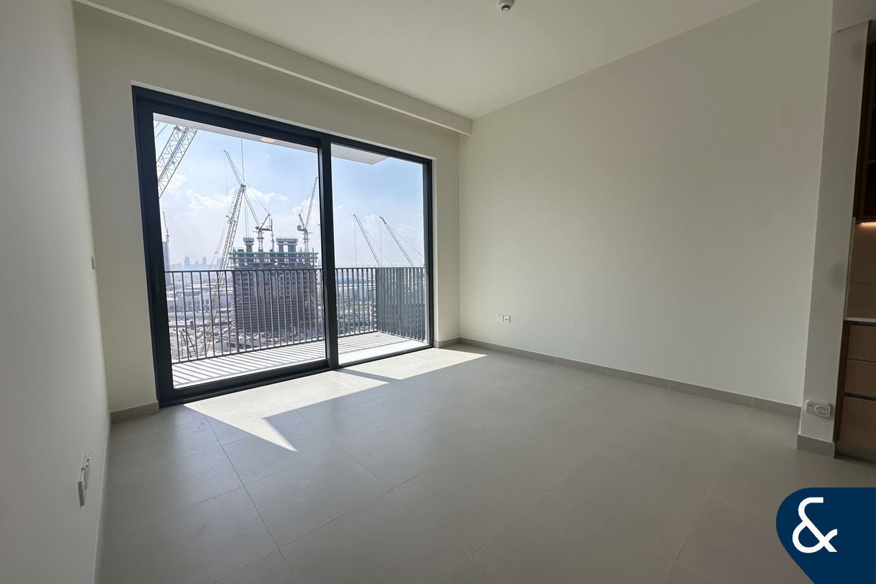 Un/furnished | High Floor | Brand New