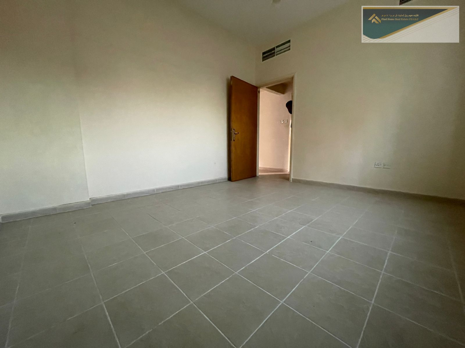 HOT OFFER! FULLY SPACIOUS 1BHK NEAR CORNISH PARK WITH BALCONY ONLY FOR FAMILIES JUST 32K AL MAJAZ 2