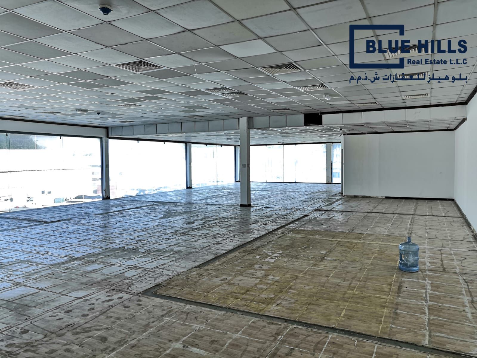 Modern Spacious Office in Umm Ramool
