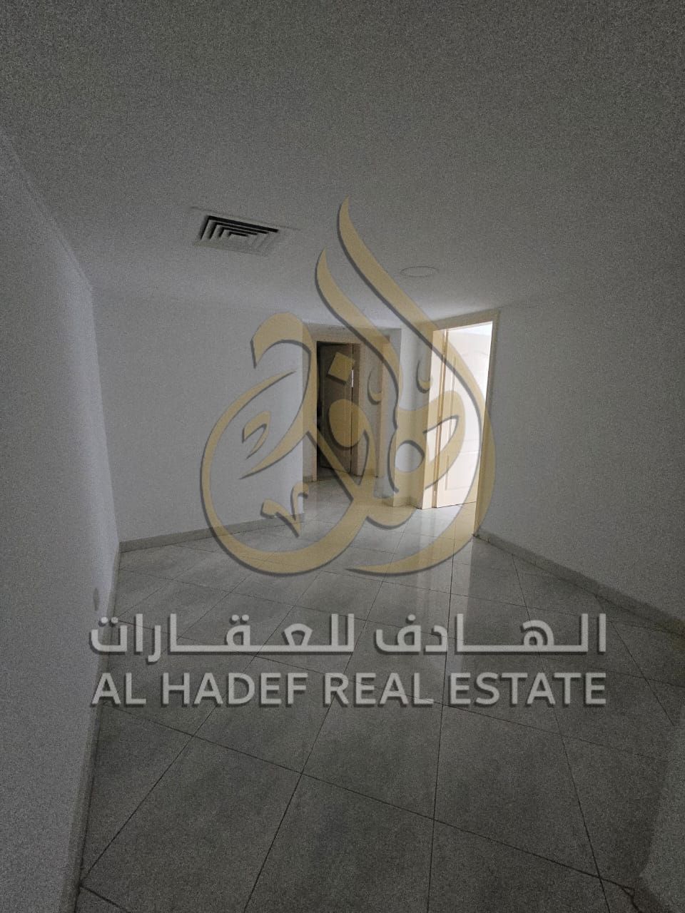 Attractive apartment for rent in Al Khan, 3 bedrooms and hall with two balconies, very spacious layout, free landlord-paid AC, option of 4 or 6 cheque