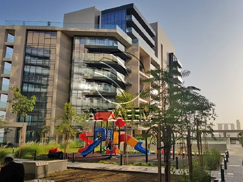 √High Floor | Up to 2 Payments | Community View√