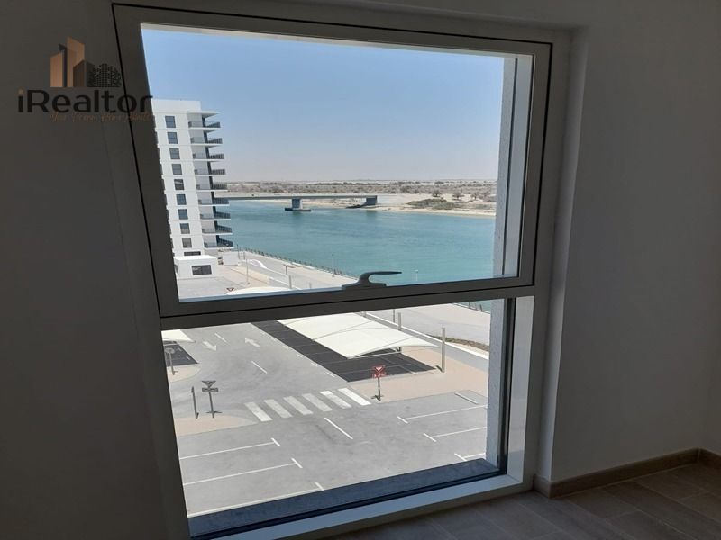 Spacious 2BR with Amazing Sea View | Open Layout