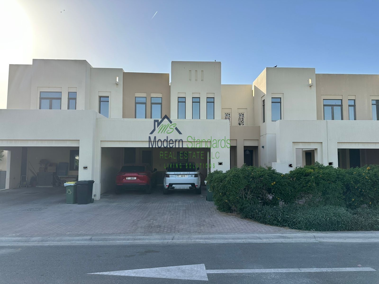 Prime Location I Family Area I 3bed + Maid