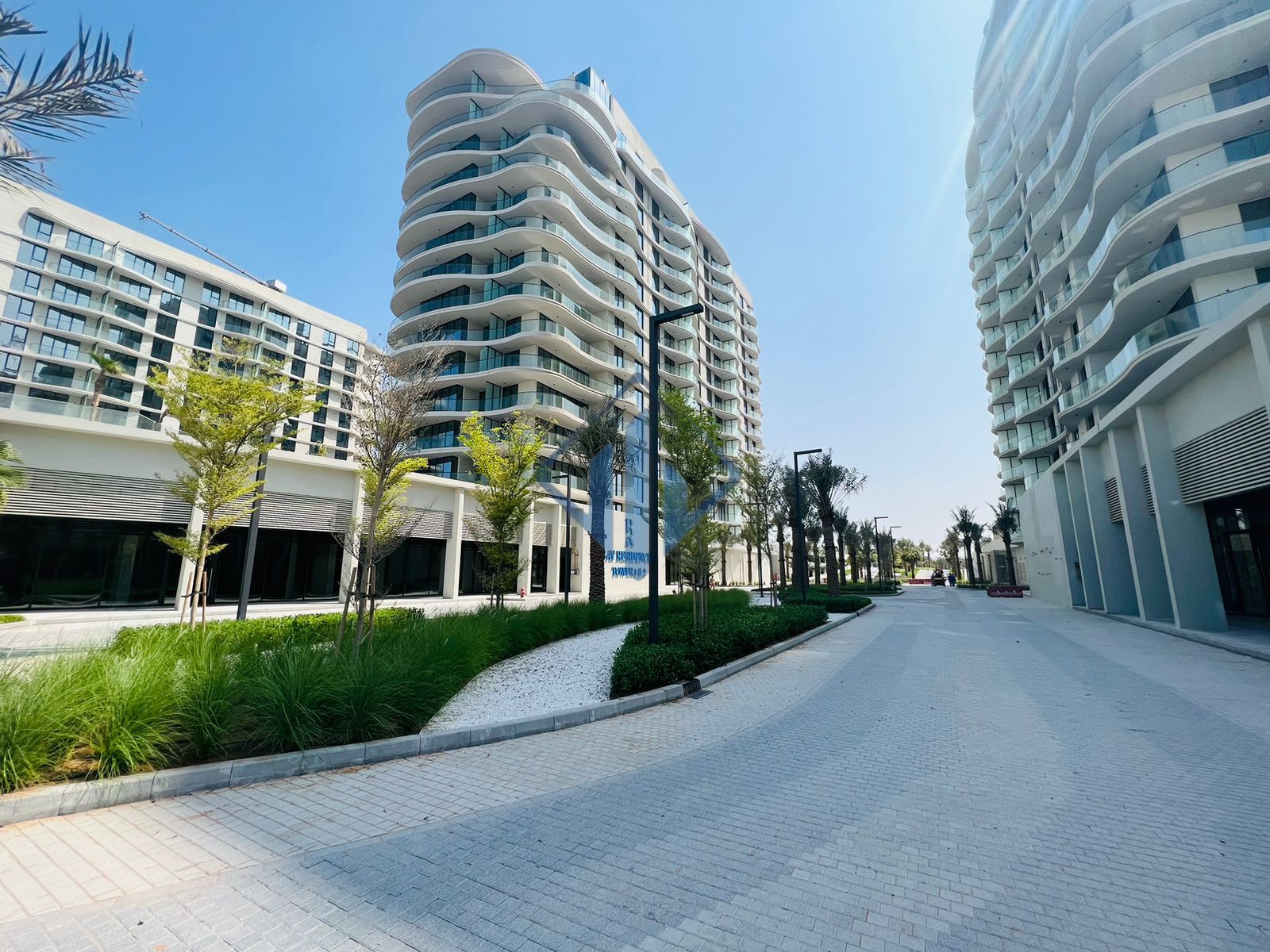 Elegant 2 Bedroom + Maid | Investor Deal I MINA