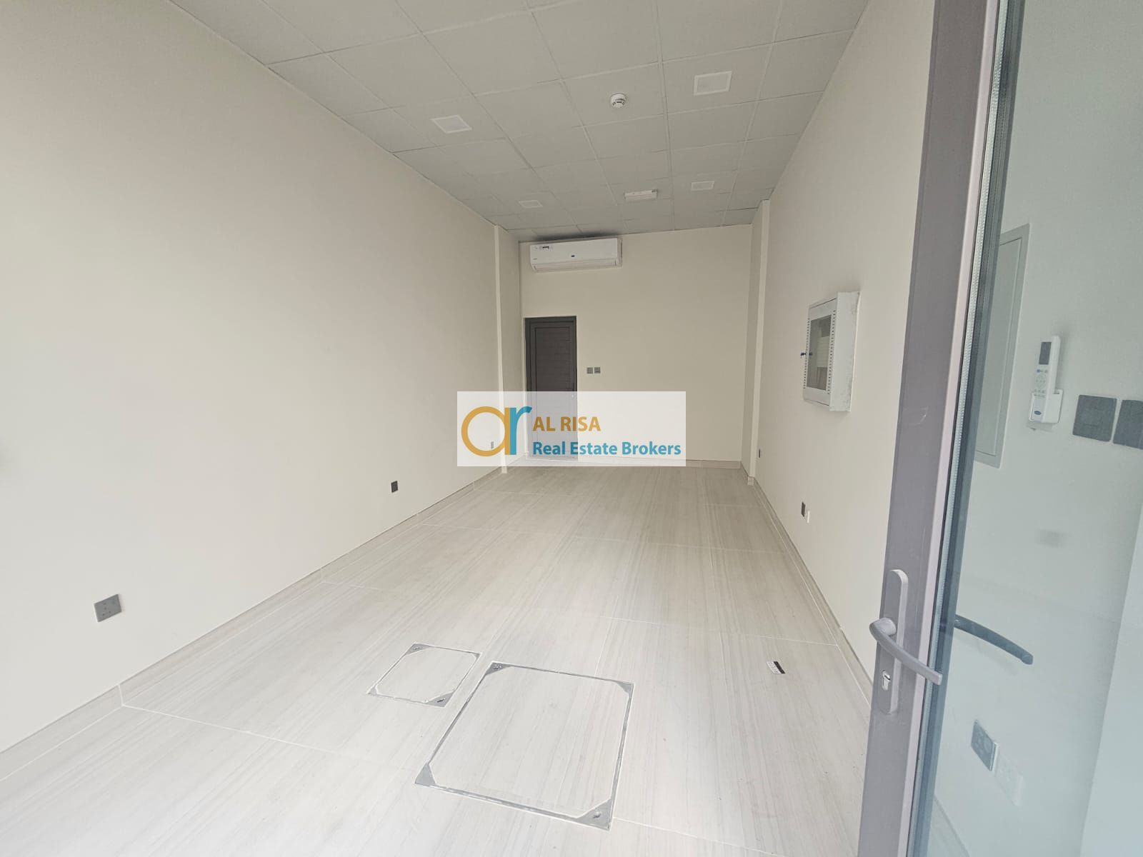 Brand new Shop Available at Al Karama