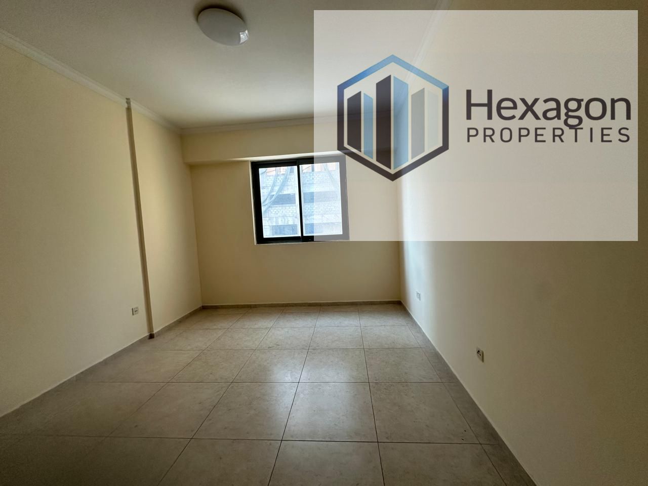 Spacious 1BR Apartment | Ready To Move-in | Prime Location | Vacant | AED 62,000 |