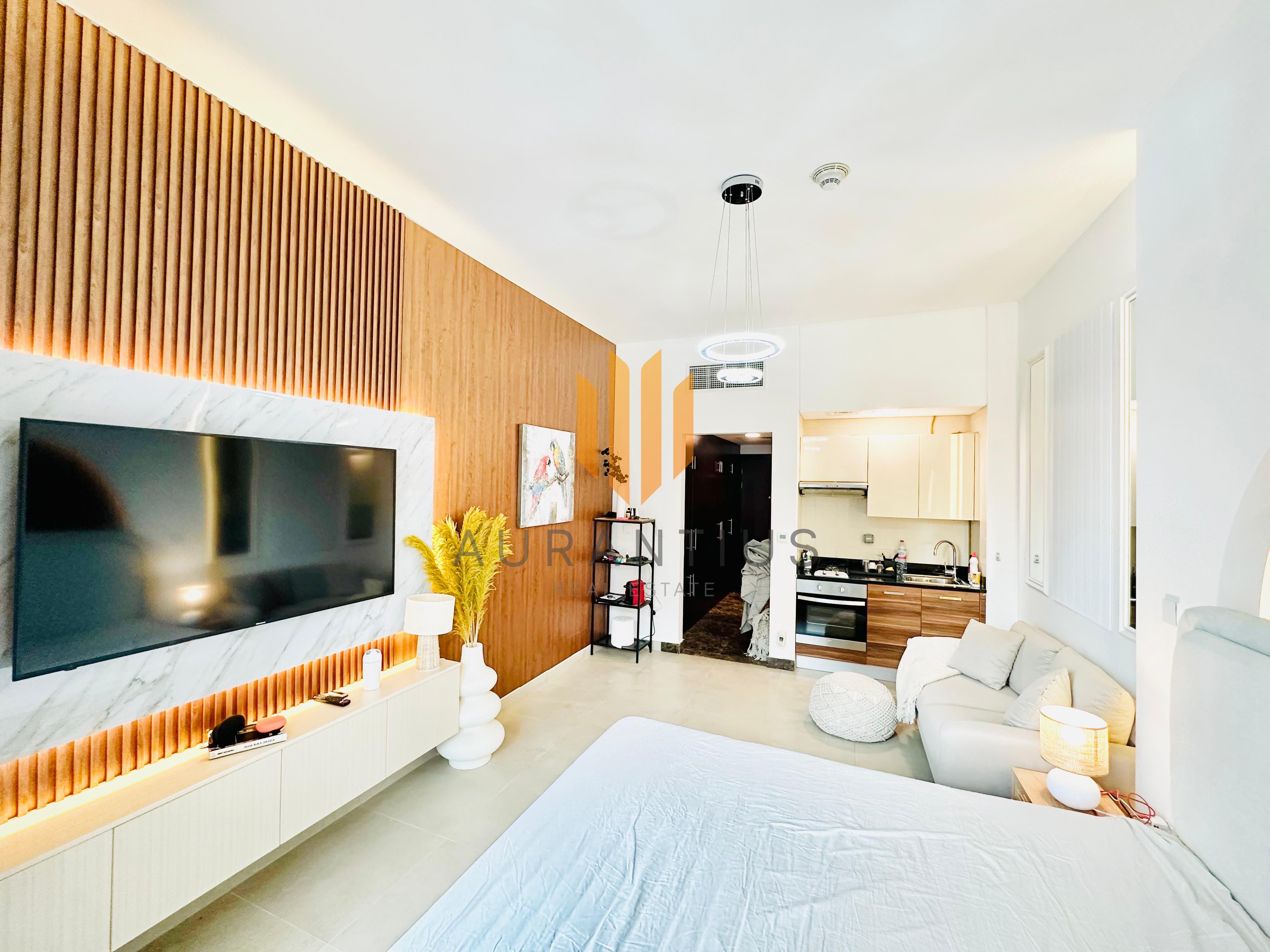 Furnished|Renovated|Next to Beach|Avail March 1