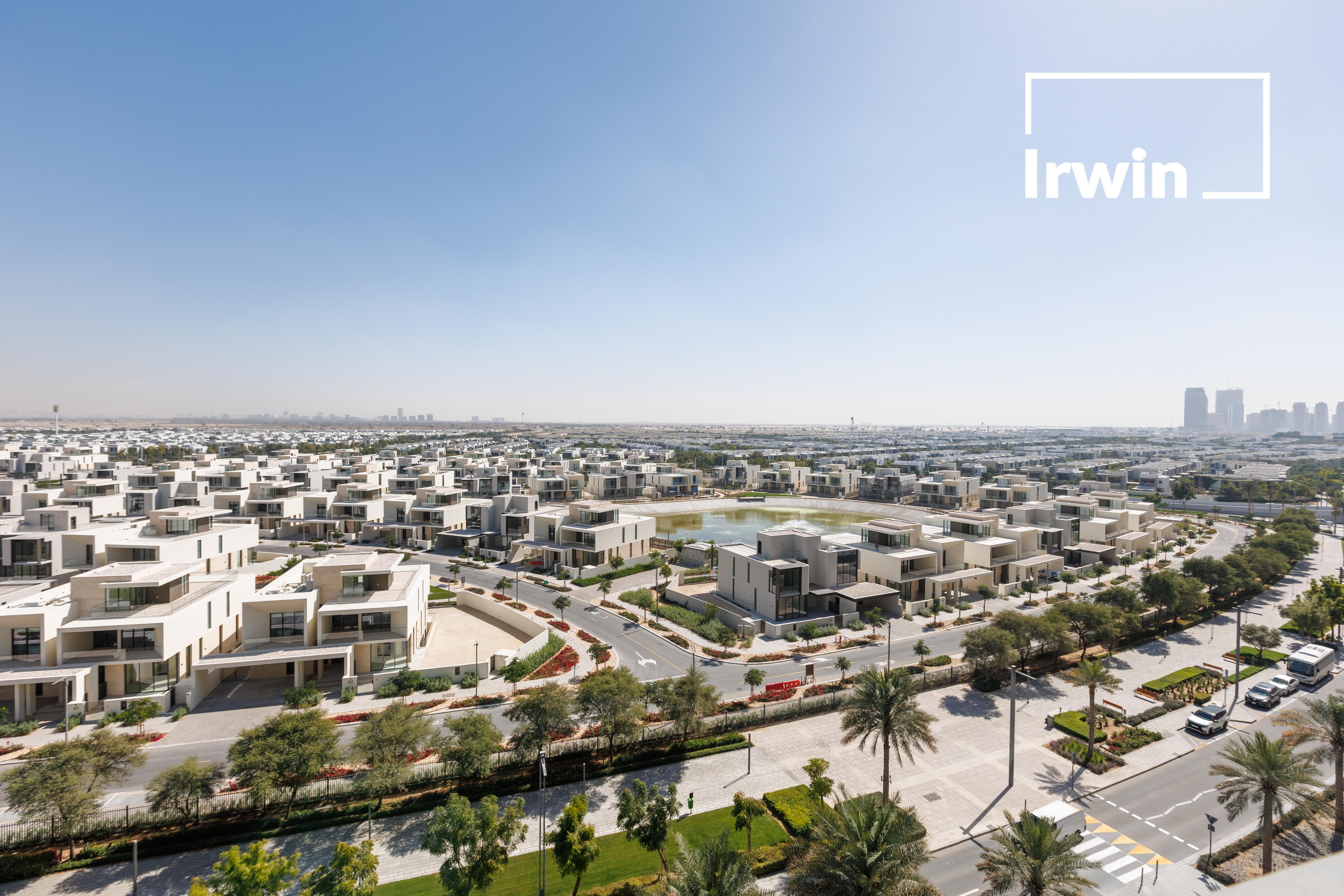Villa View | Park Access | Close to Mall