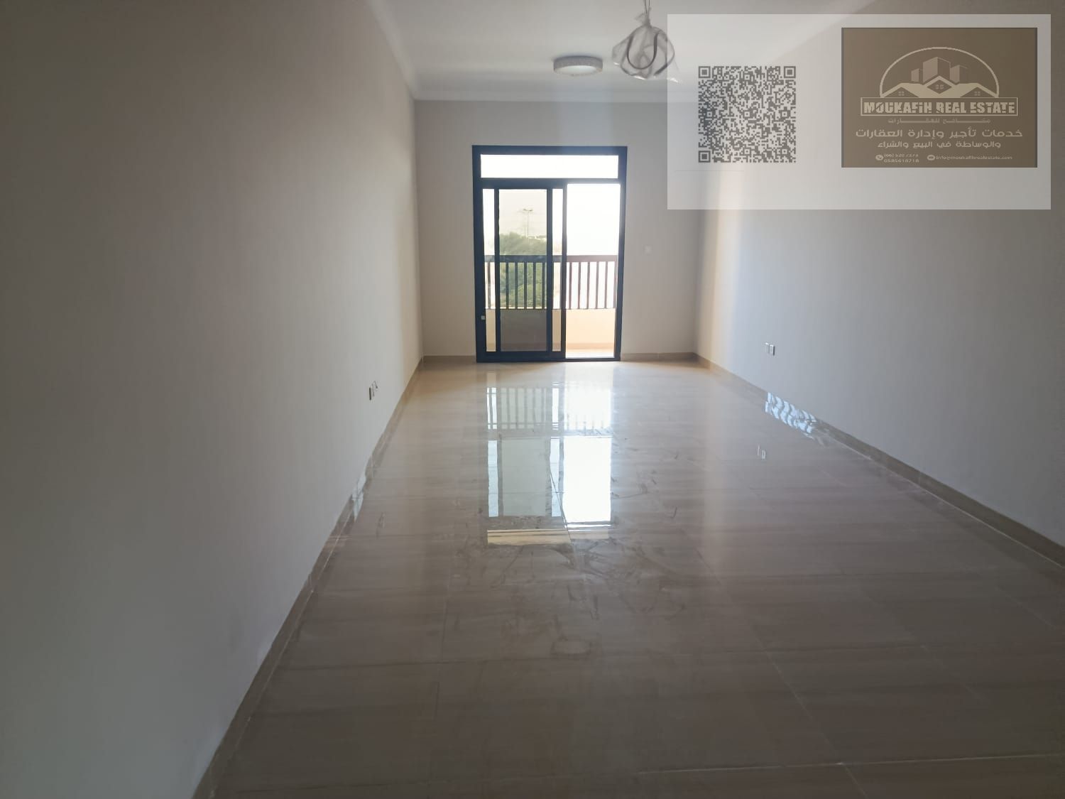 First-occupancy two-bedroom apartment with spacious and quiet layout.