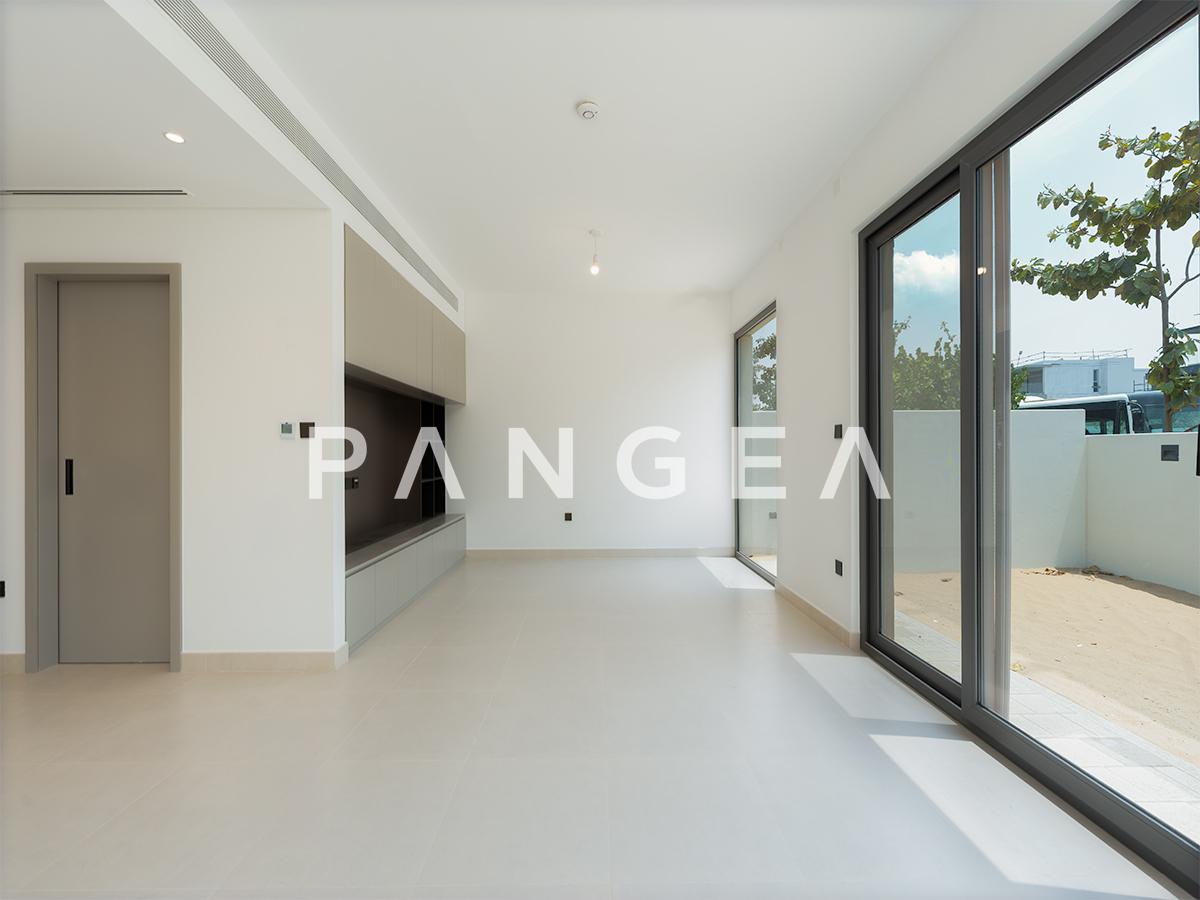Ready | Closed Kitchen | Options Available