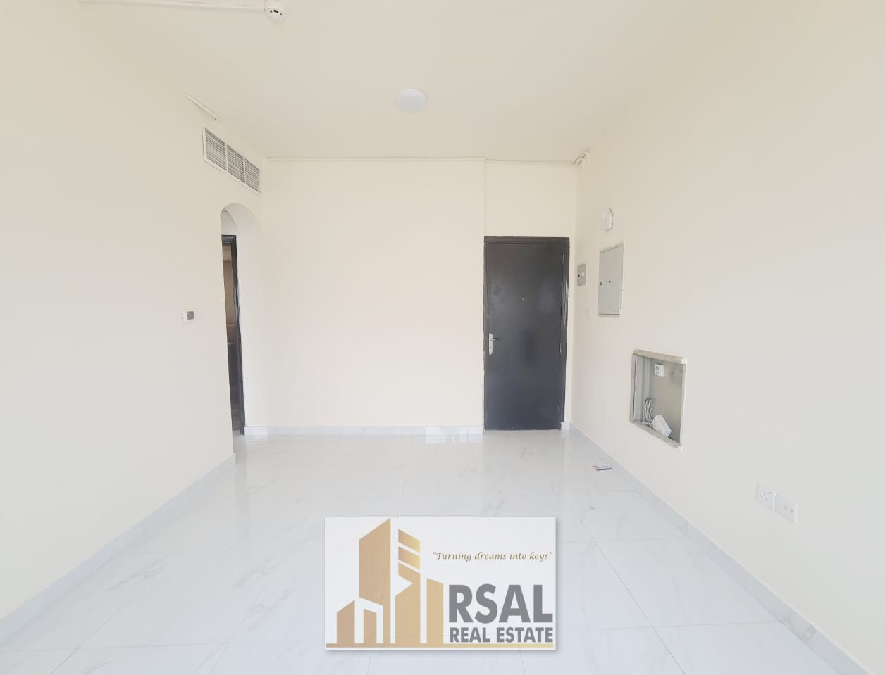Lavish 1BHK With Nice Finishing/Family Building/Near Kindergarden School