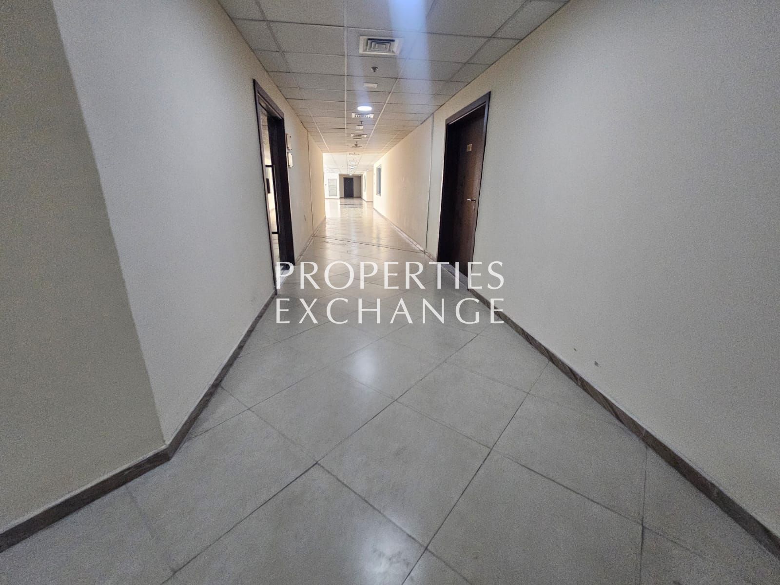 READY TO MOVE | GOOD LOCATION | DUBAI INVESTMENT PARK