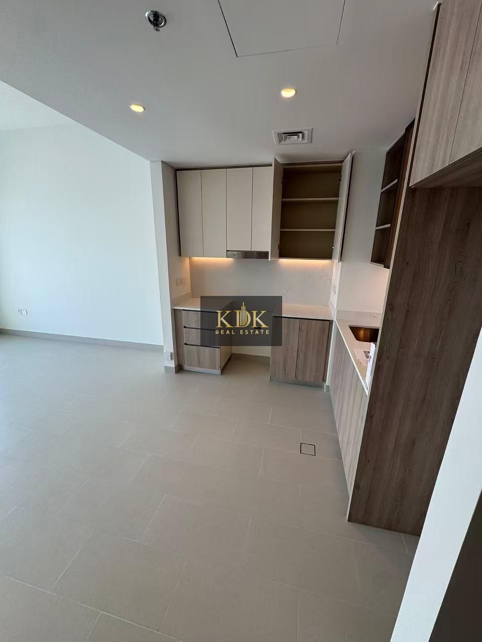 1 bed | Best Ammenities | Spacious
