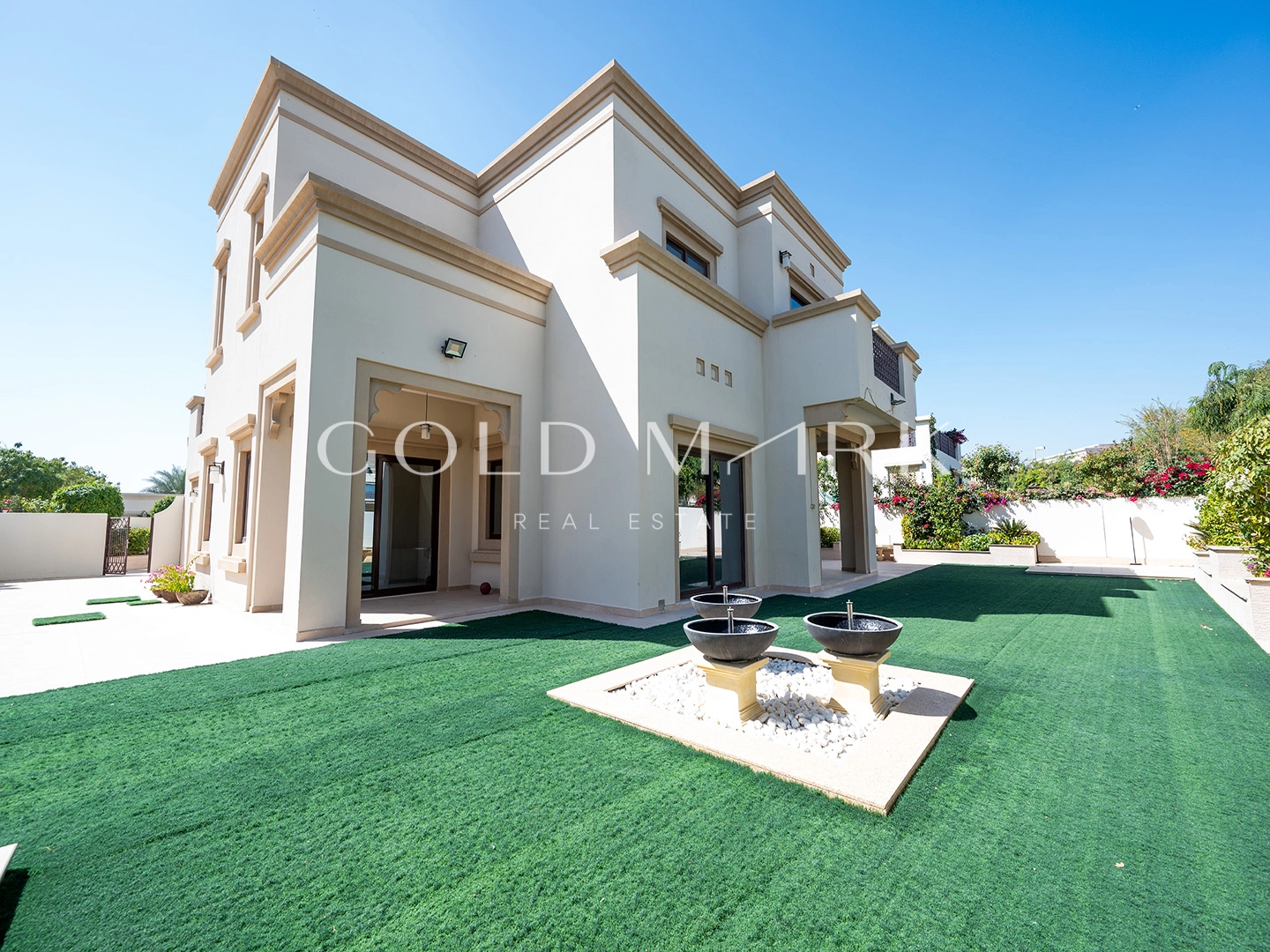 Corner Type 4 I Furnished I Stunning Pool View