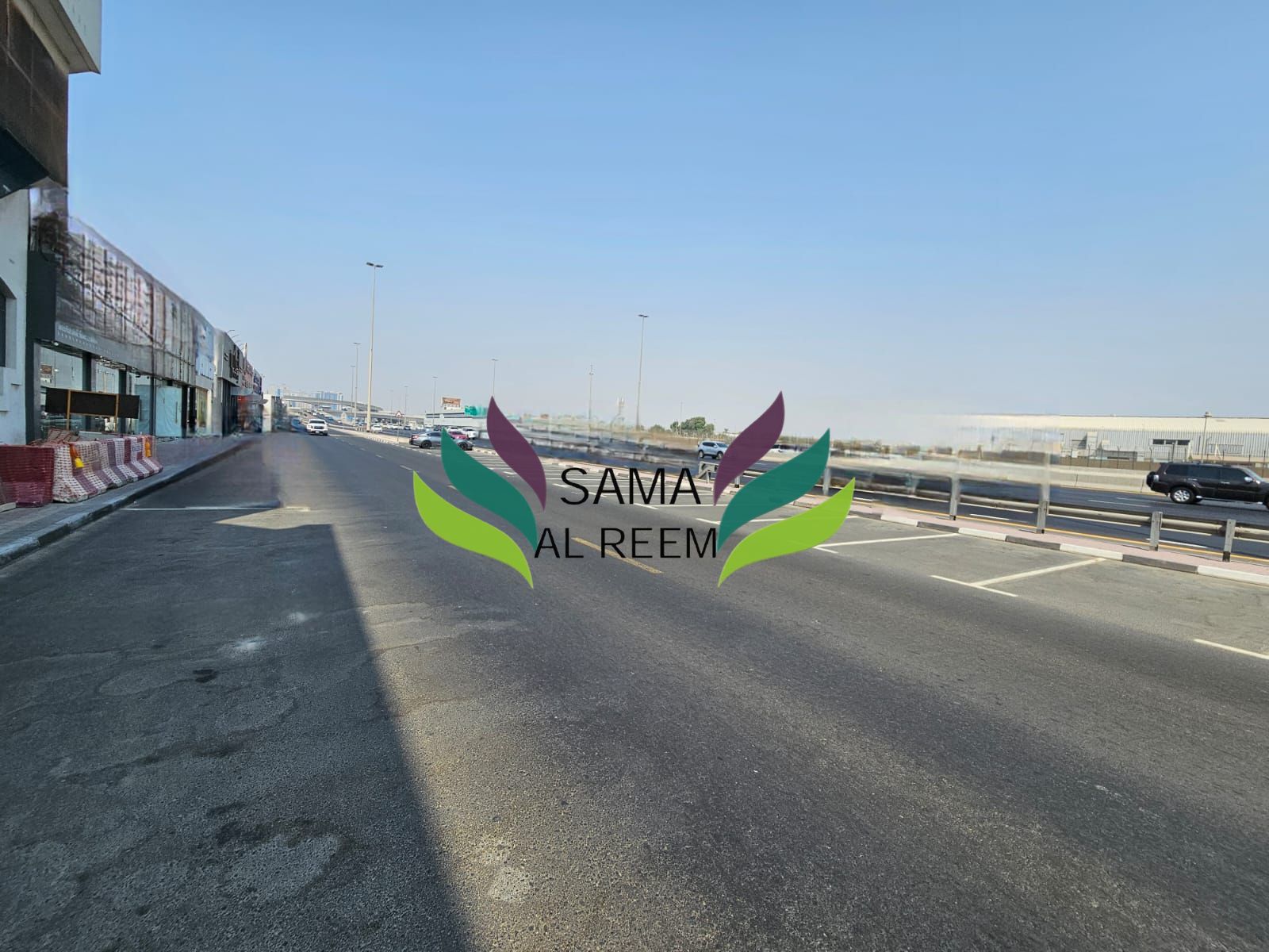 Prime Location |Suitable| Furniture | Car Showroom
