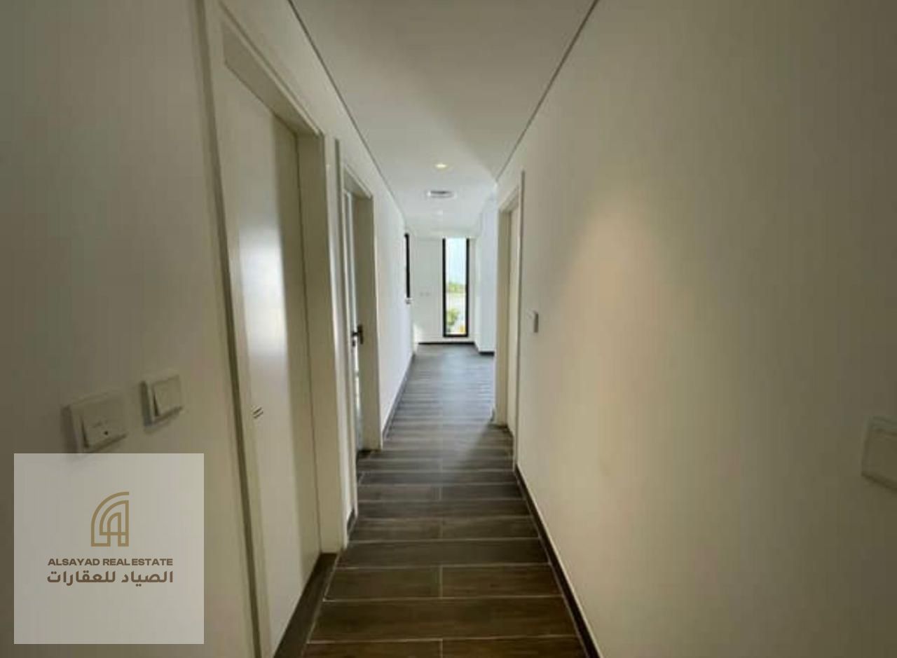 A great opportunity to own a 4 master-bedroom villa in the Nasma Project with a large private yard