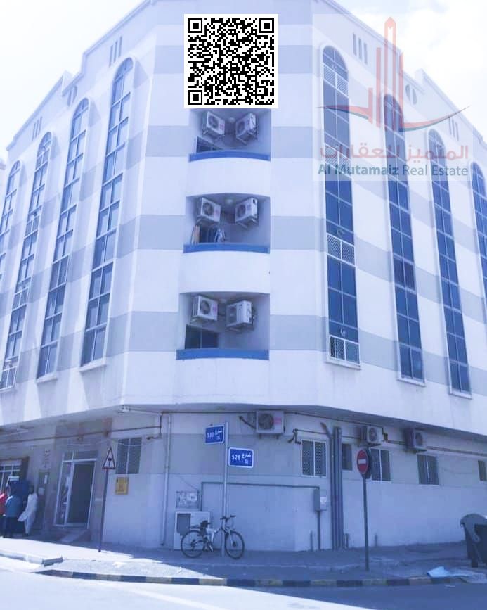 One bedroom and living room for annual rent at a good price and in a very convenient location