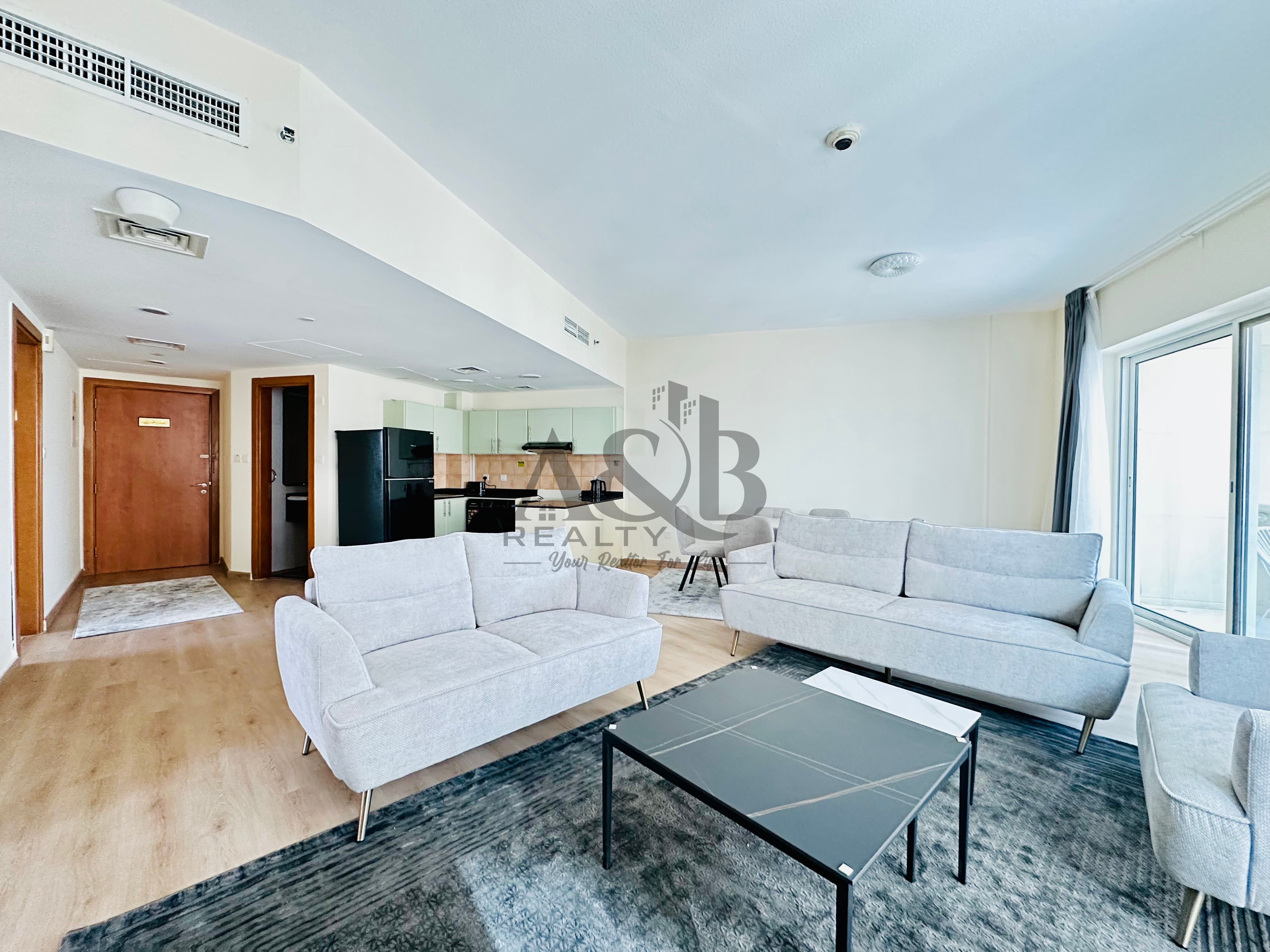FULLY FURNISHED | BRIGHT & SPACIOUS | LAKE VIEW