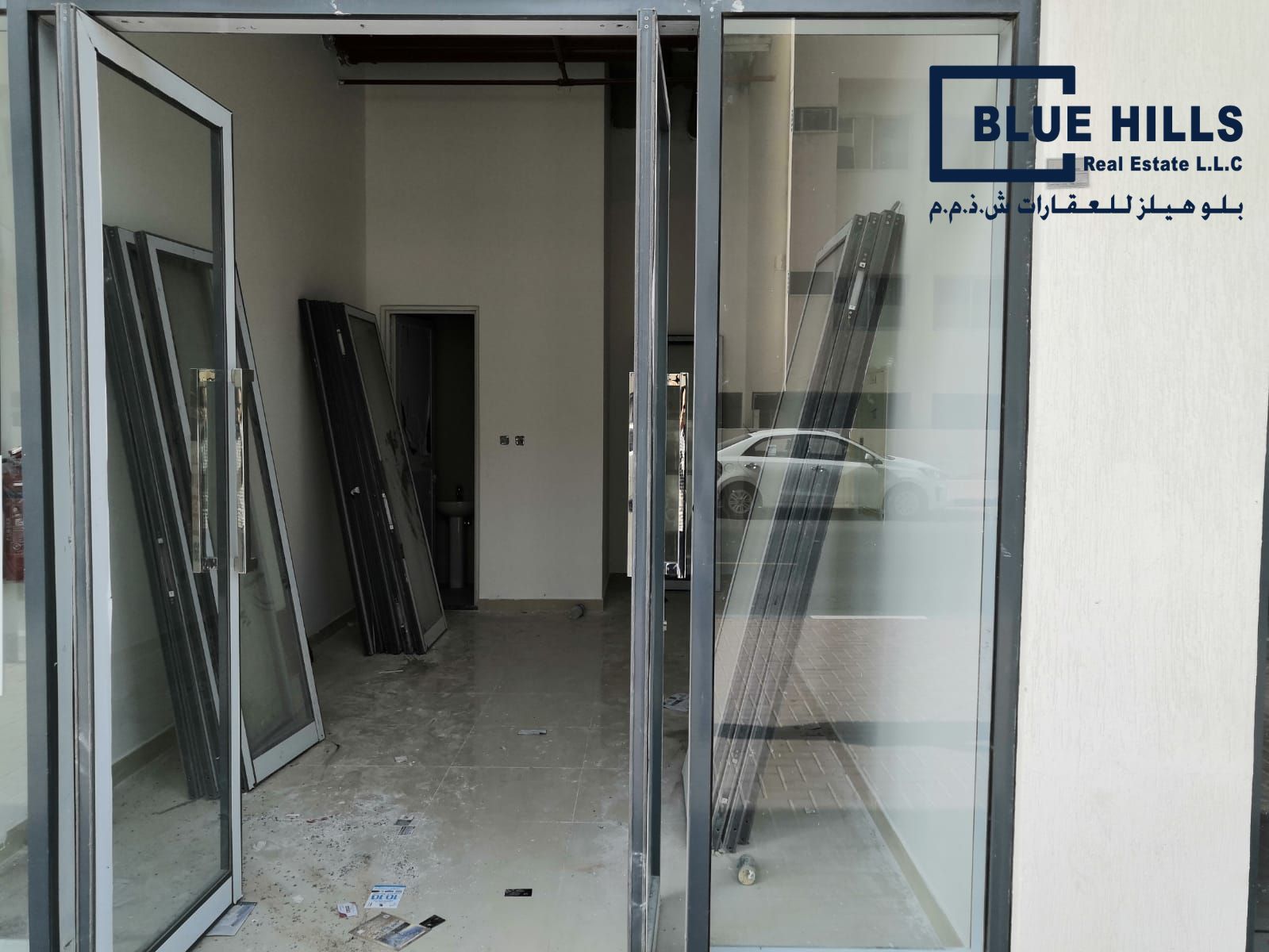 Well-Connected Shop in Al Qusais 2