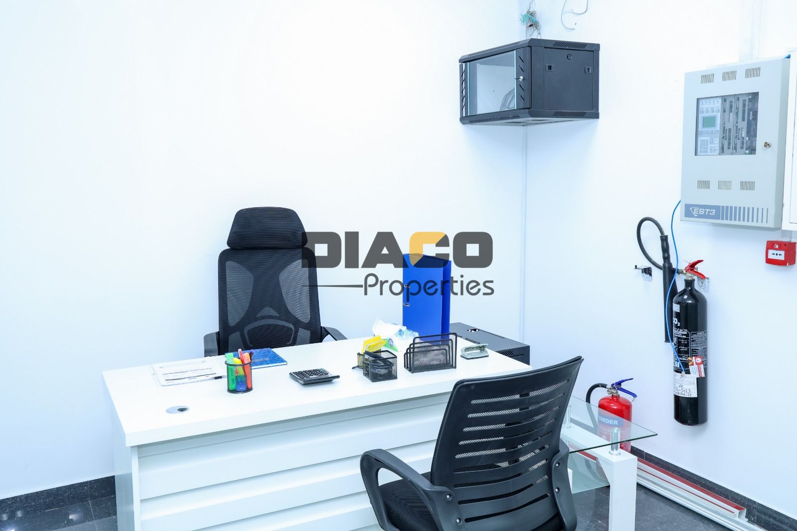 Unfurnished Office / Vacant / Prime Location