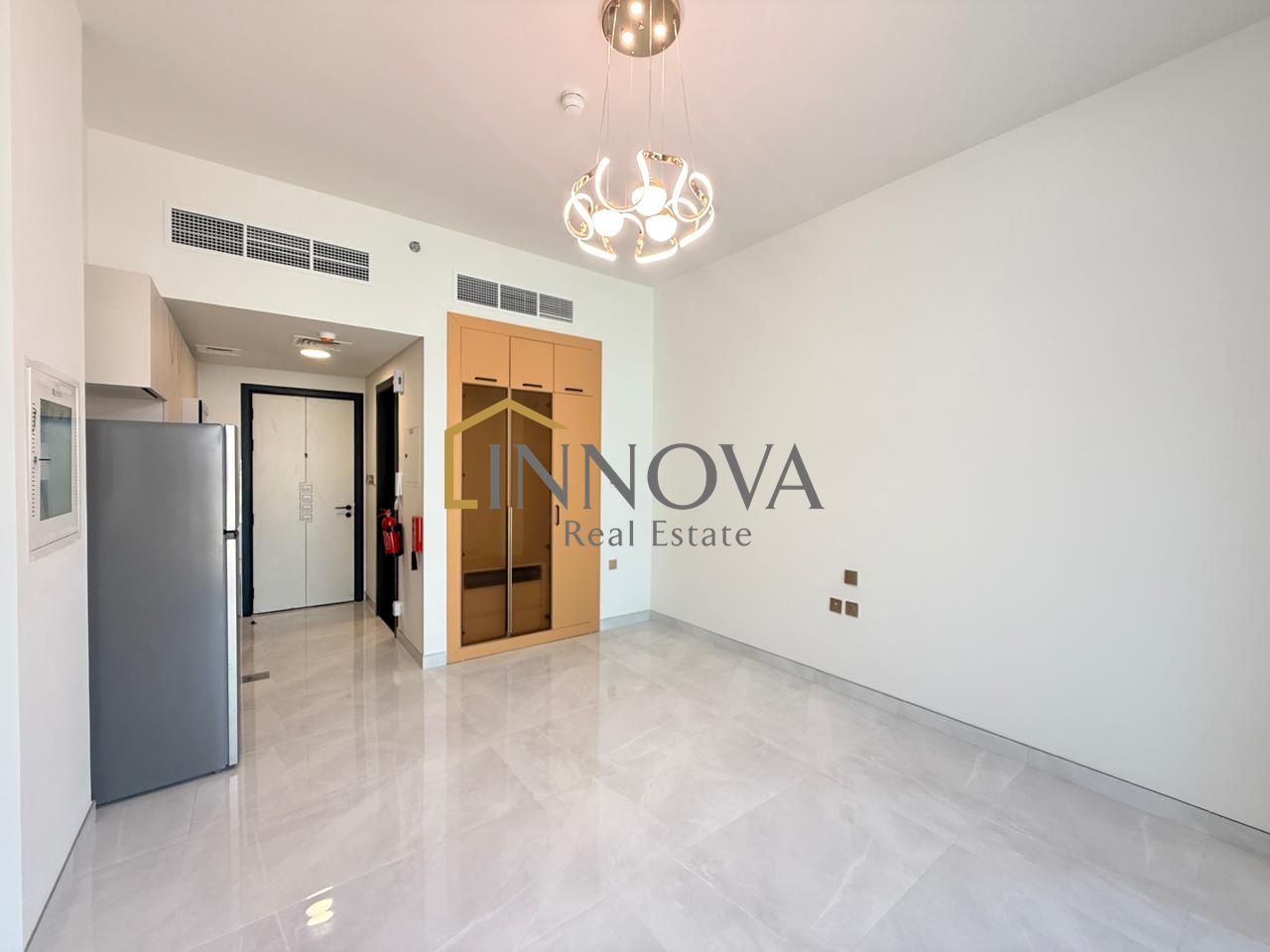 Best Value Studio | Arjan | Modern