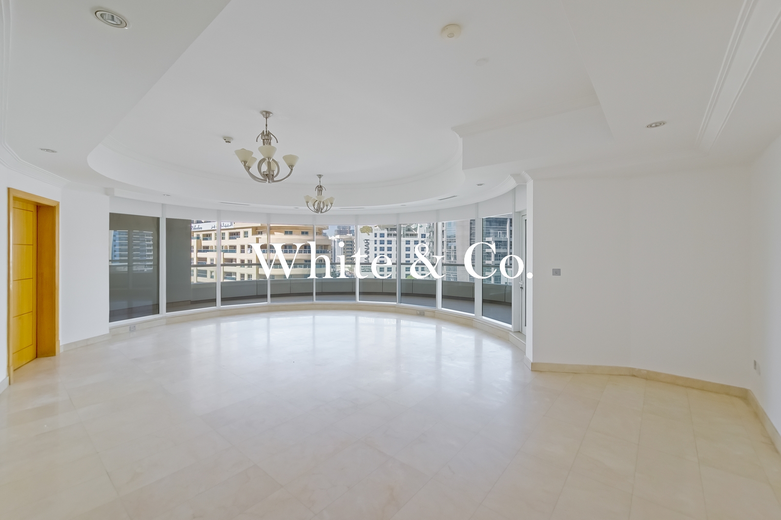 Large Layout | Vacant | Well Maintained