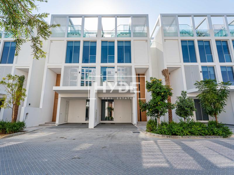 Luxury Living | Ready Now | Exclusive