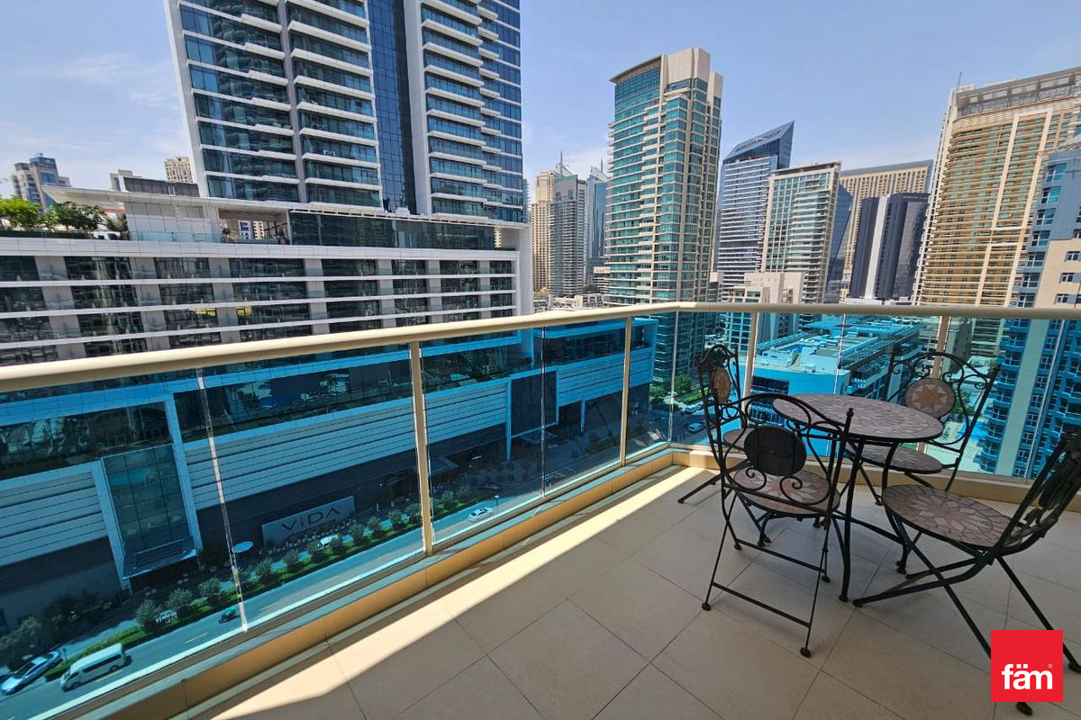 Exclusive | Modern | Near Marina Mall And Metro