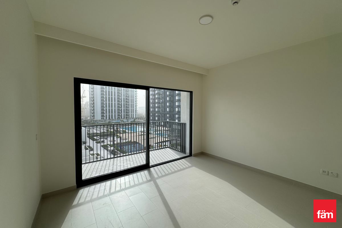 Vacant | Furnished | Chiller Free | On Park