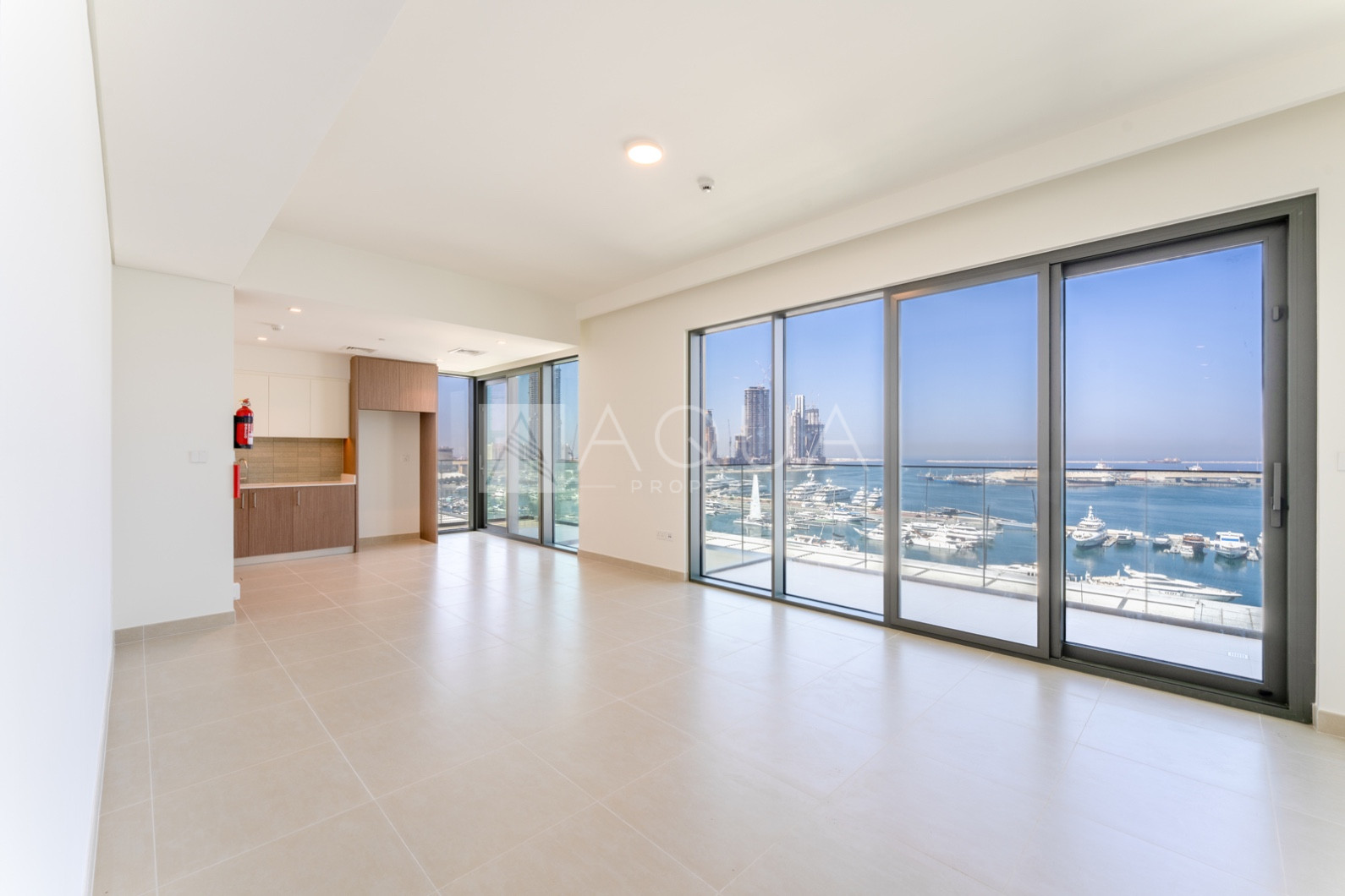 Spacious l Sea View l Brand New