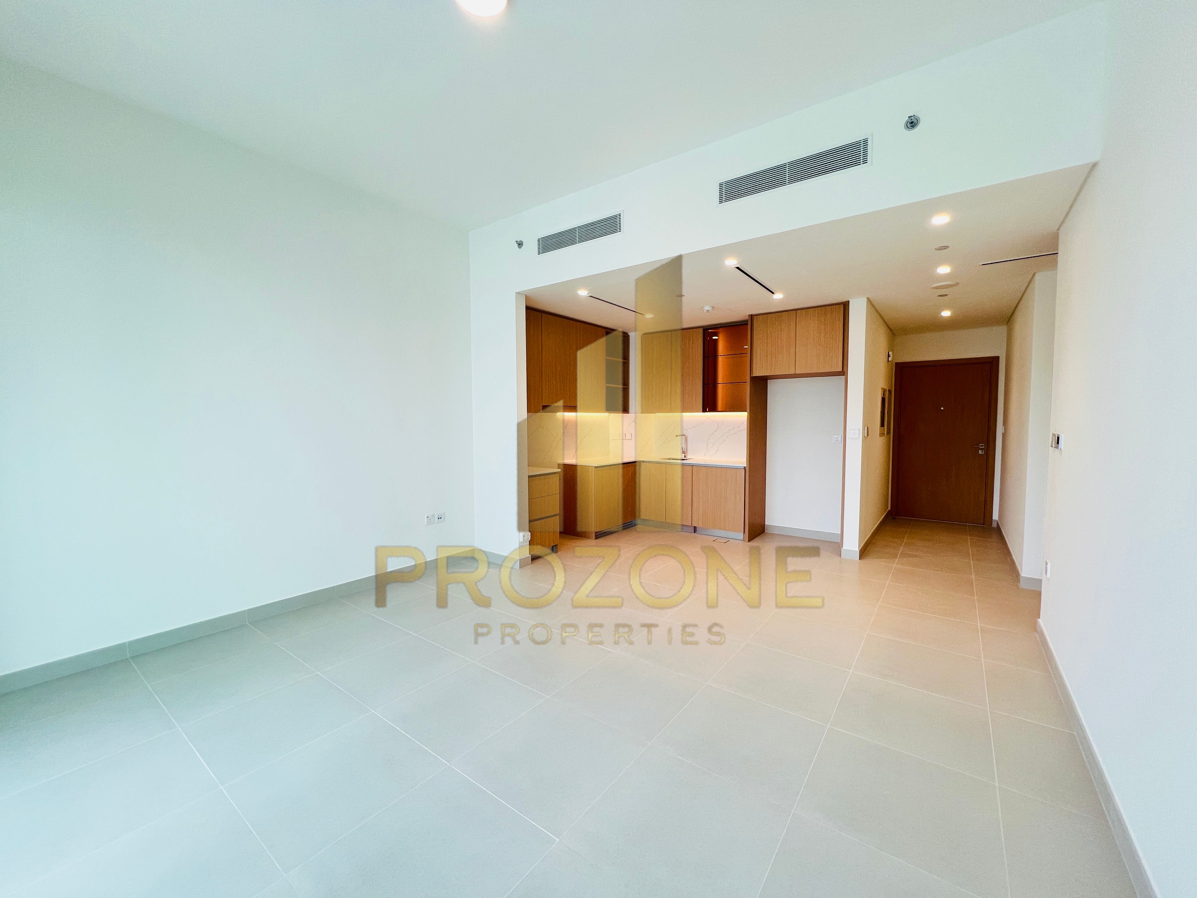 POOL VIEW | STUNNING LAYOUT | BEST DEAL
