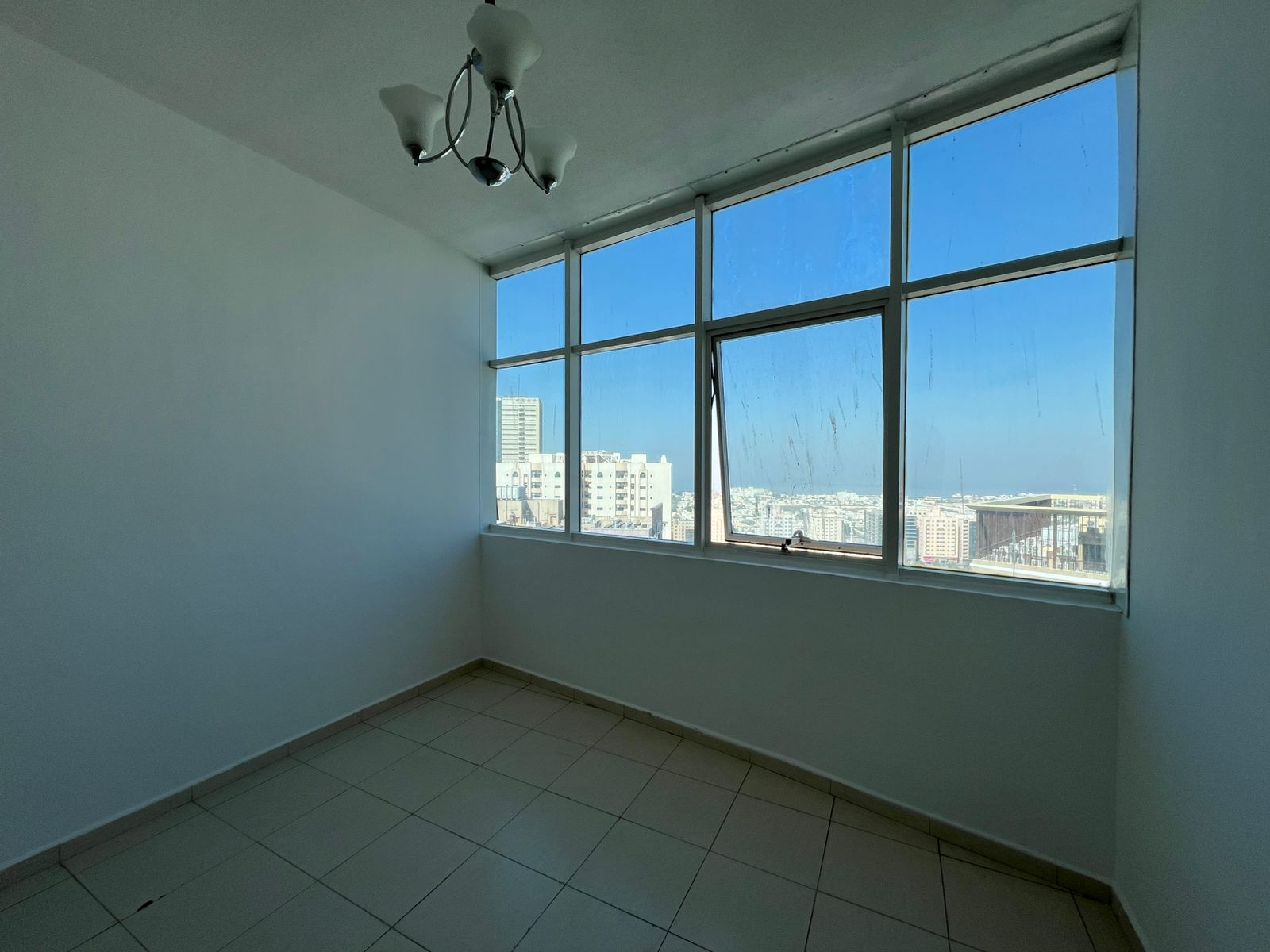 For Rent – 1 Bedroom Apartment with Living Room Al Majaz 3 – Sharjah