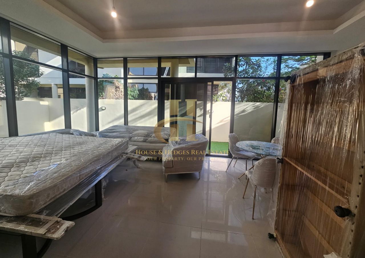 3BHK with Maid- Villa in Prime Location