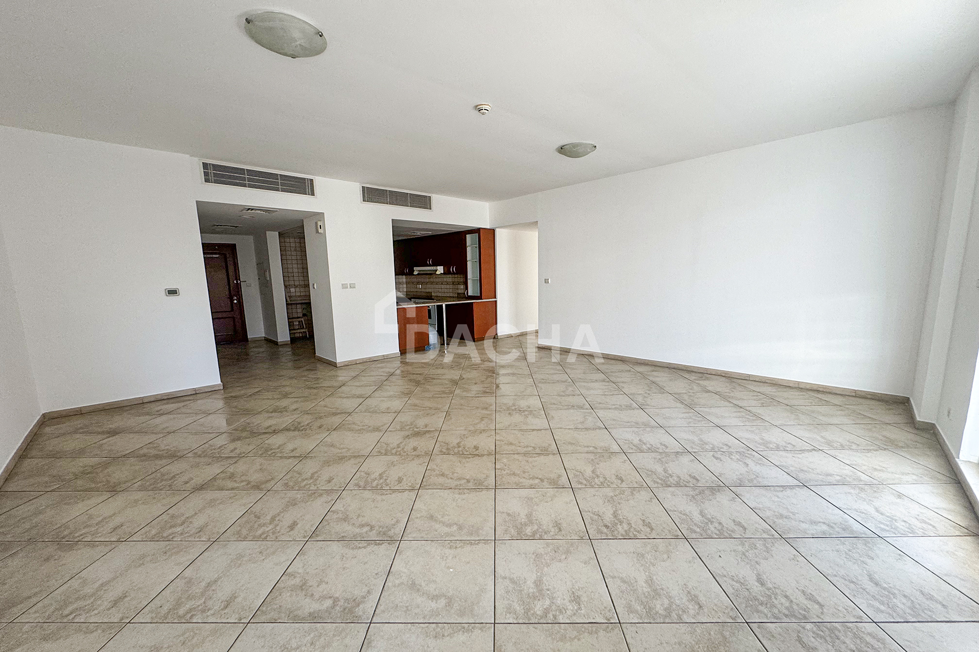 Quiet and Green | Spacious | Available 1 Feb 2026