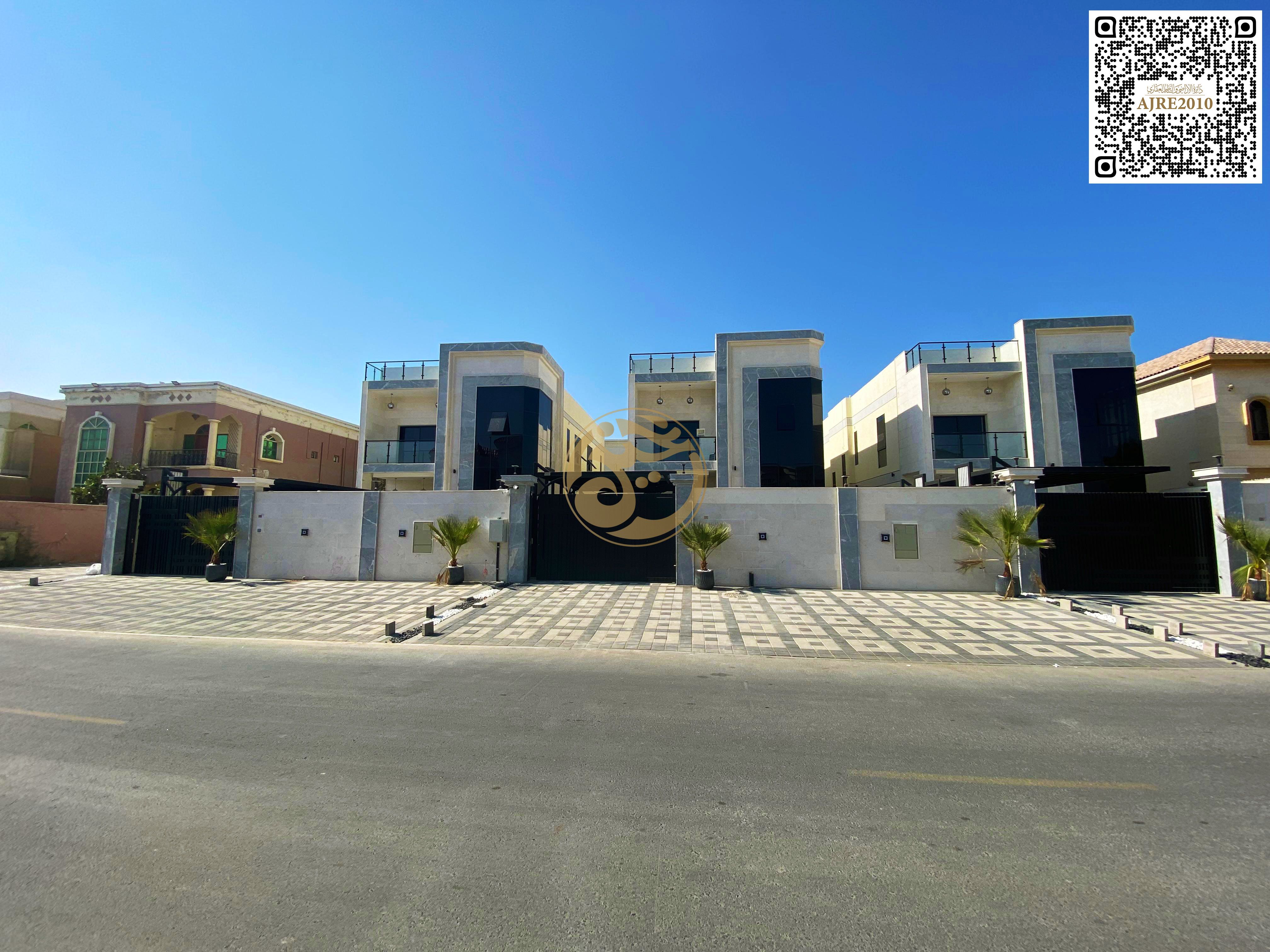2 Villas | Prime Spot | 5 En-suite | Pool | Freehold