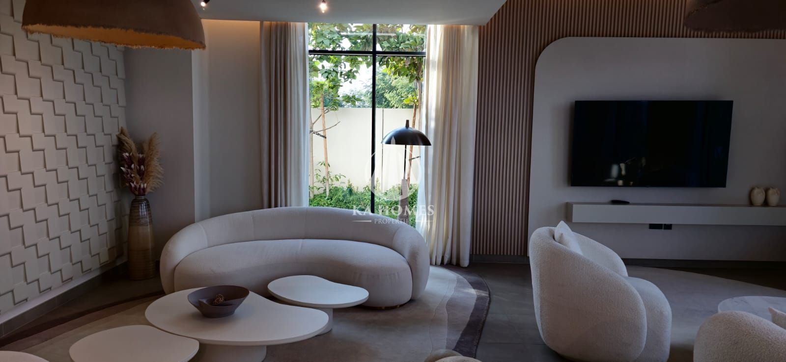 Townhouse in heart of Sharjah Flexible payment plan | 5% down payment Modern finishes Freehold