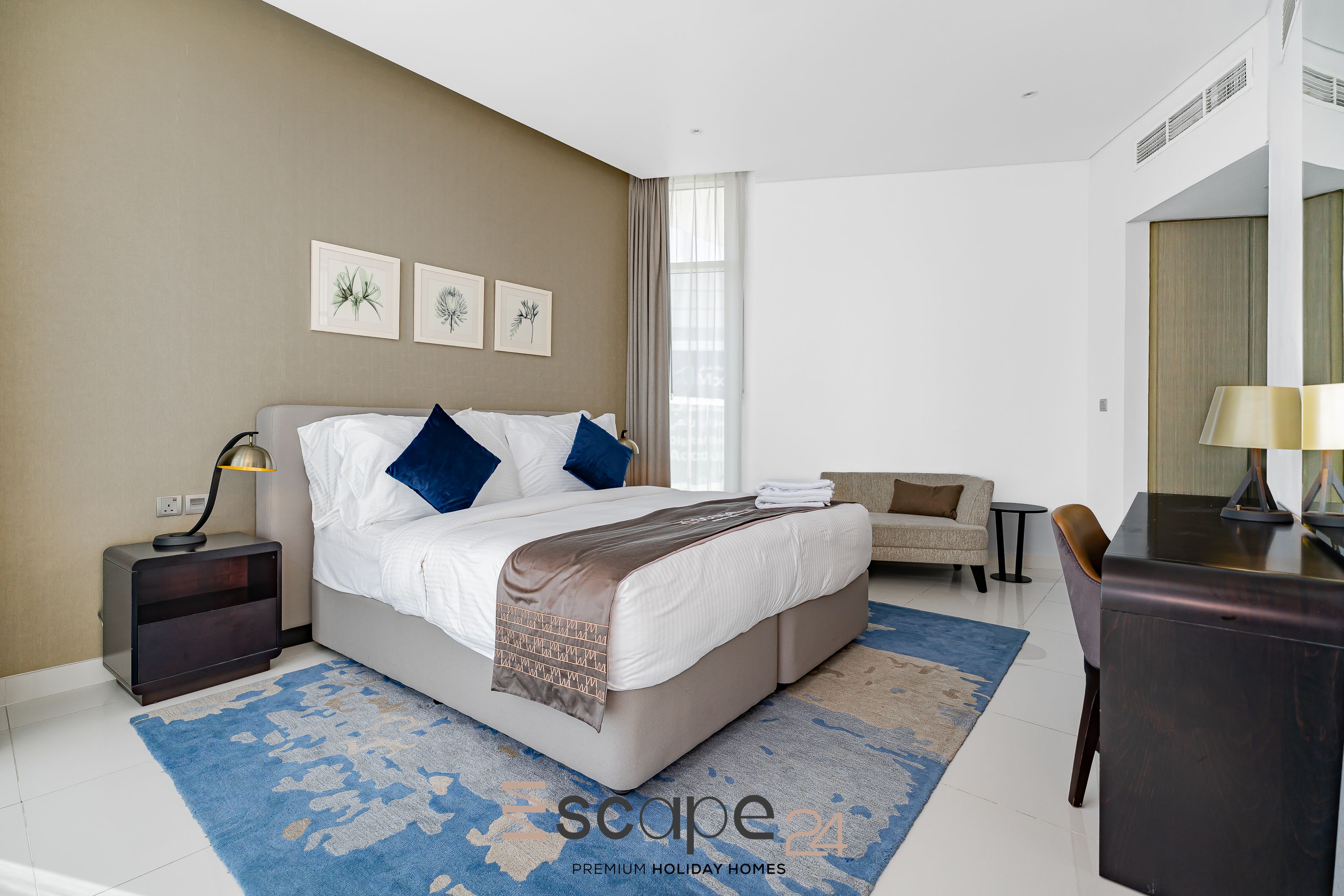 Modern 2BR | Canal View | Near Burj Khalifa & Dubai Mall