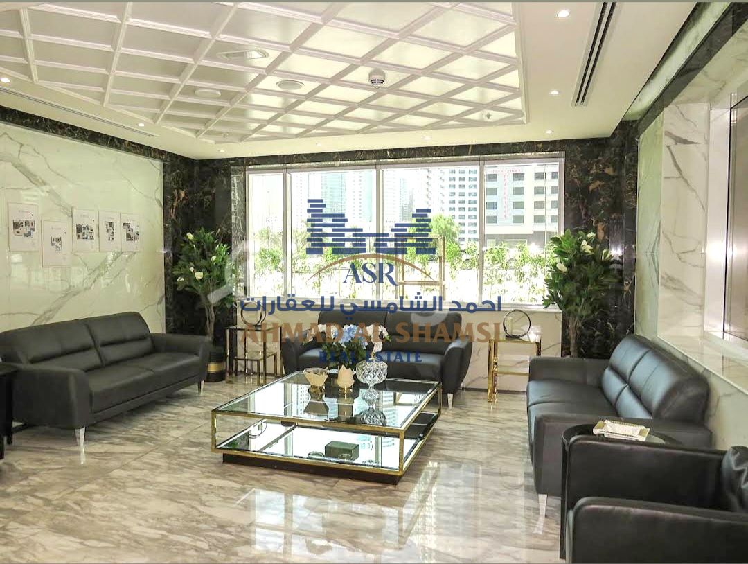 Chiller Free || Luxurious || 2BHK || Both Master || Huge Balcony || Sea View || Gym, Pool || Available On Very Prime location