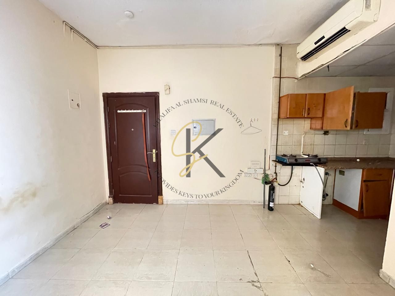 Spacious Unfurnished Studio Apartment for Rent in Muwailah, Sharjah | 450 Sqft | All Amenities | Prime Residential Location