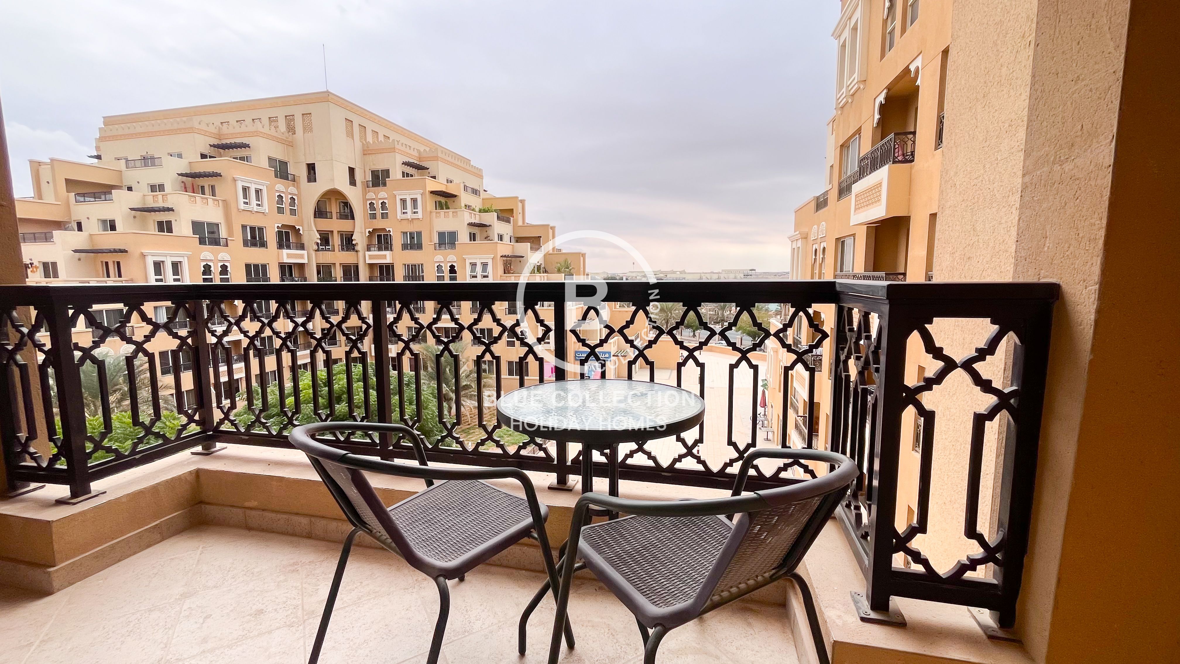 Stunning partial sea view 1BR apartment in Bab Al Bahr Residences