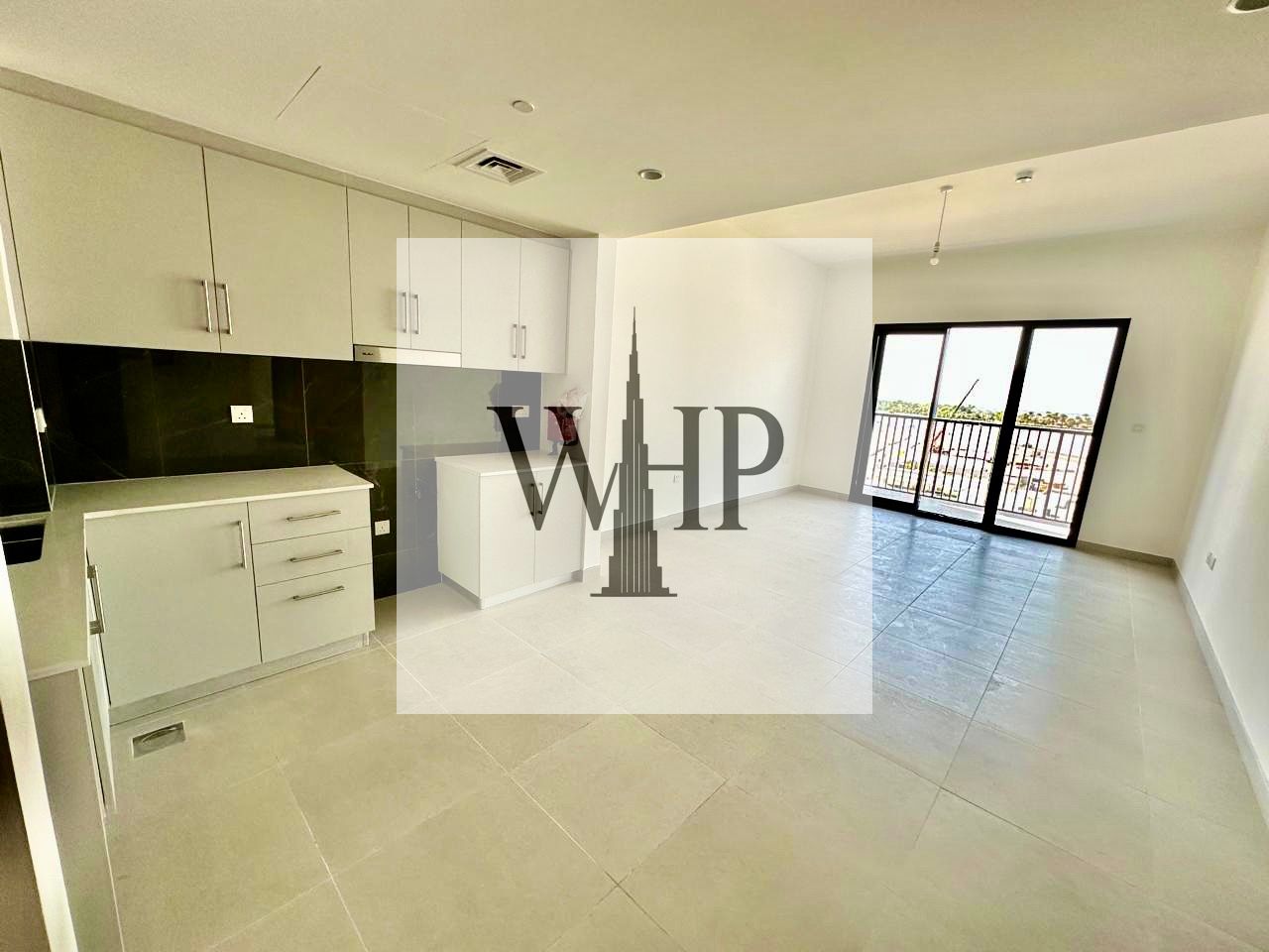 Luxurious community 2bhk apartment with balcony close to Cornish