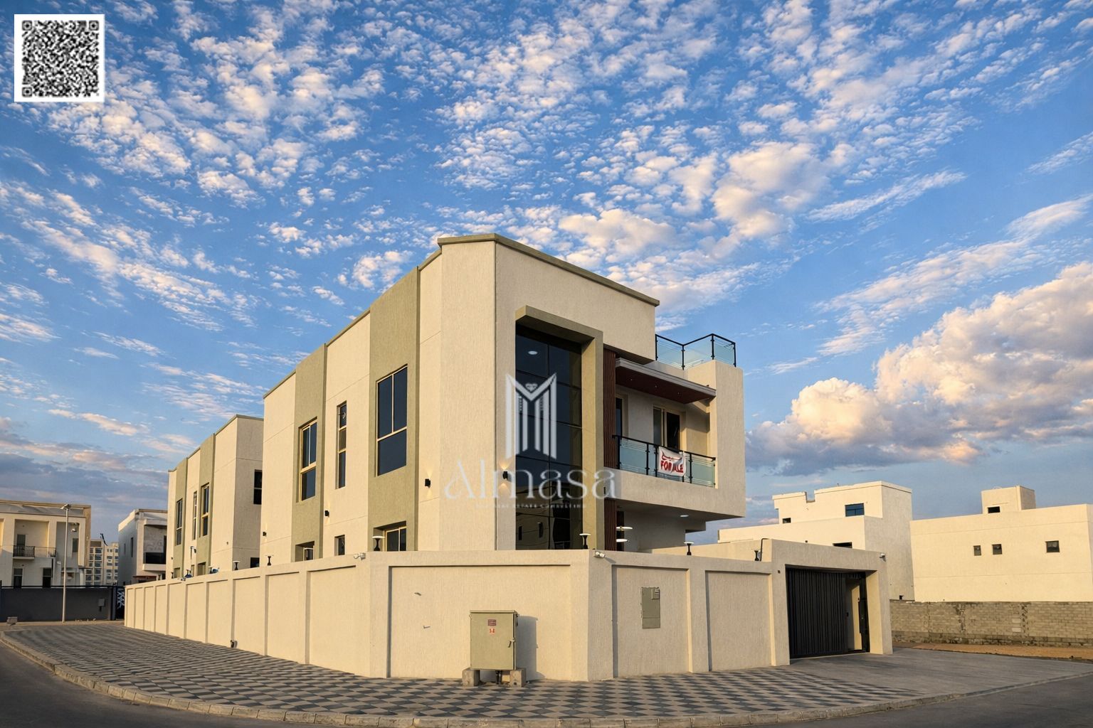 Villa for sale with excellent specifications, ideal for large families seeking spacious living areas and a practical layout