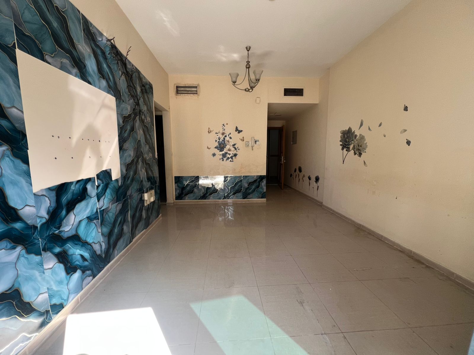One bedroom and living room, Al Khan Alf, balcony, 5 installments, spacious area, prime location