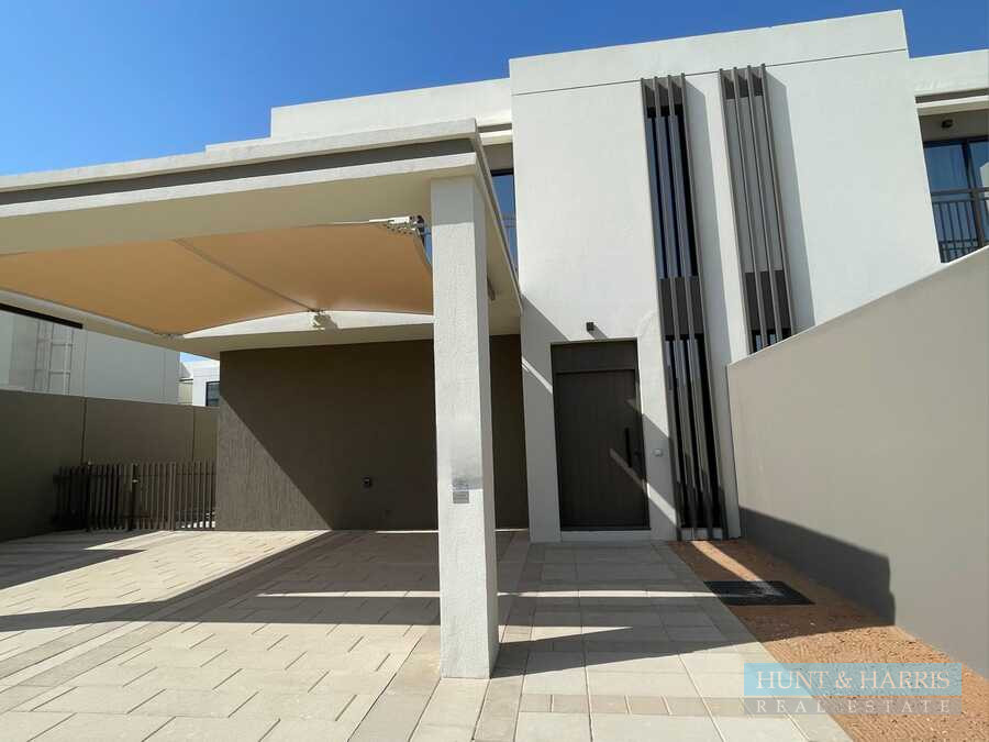 Ready - 3 Bedroom for Sale Al Hamra Village - Luxury Living