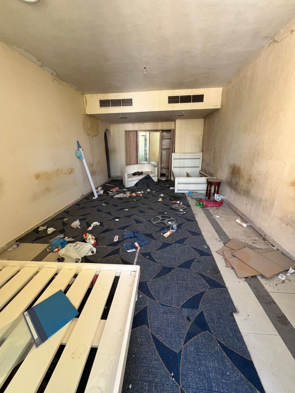 Legal Sharing Apartment for Rent (Bachelor Contract – Company Only) – Al Taawun, Sharjah Prime location directly opposite Oriana Hospital A gr